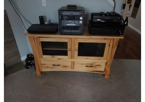 New Solid Hickory Lexington TV/Entertainment Cabinet